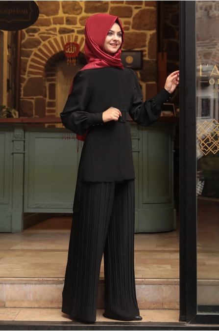 Piliseli Pantolonlu Takım - Siyah - Pınar Şems