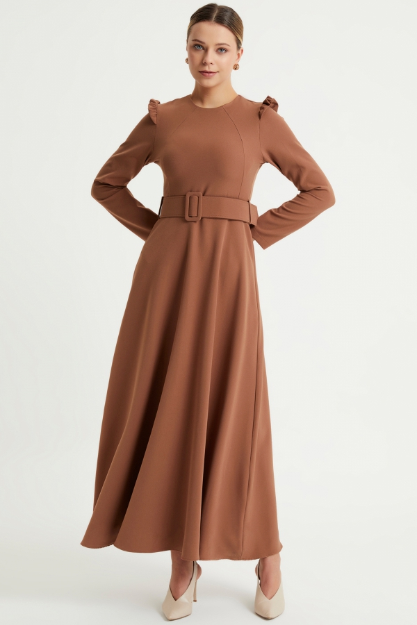 Omuz Fırfırlı Kemerli Elbise - Camel