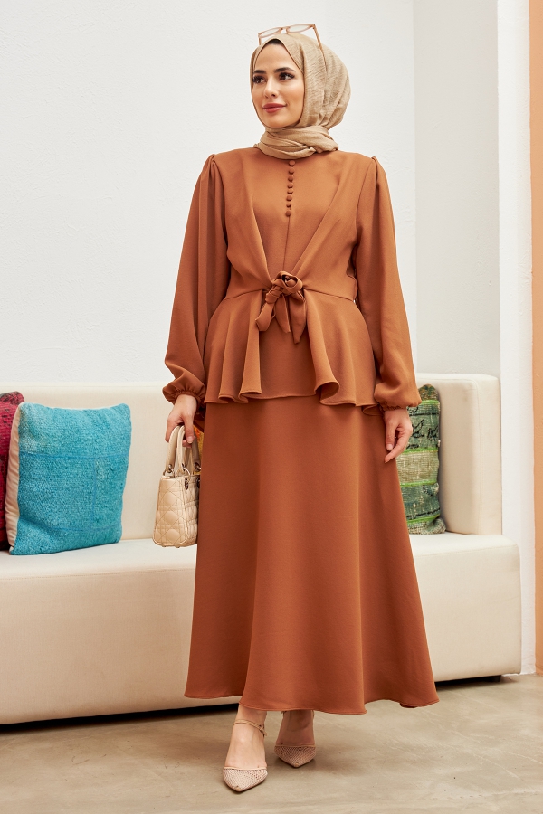 Önü Düğmeli Etekli Takım - Camel